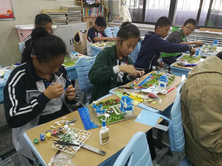 2019年青岛市青少年建筑模型竞赛掠影